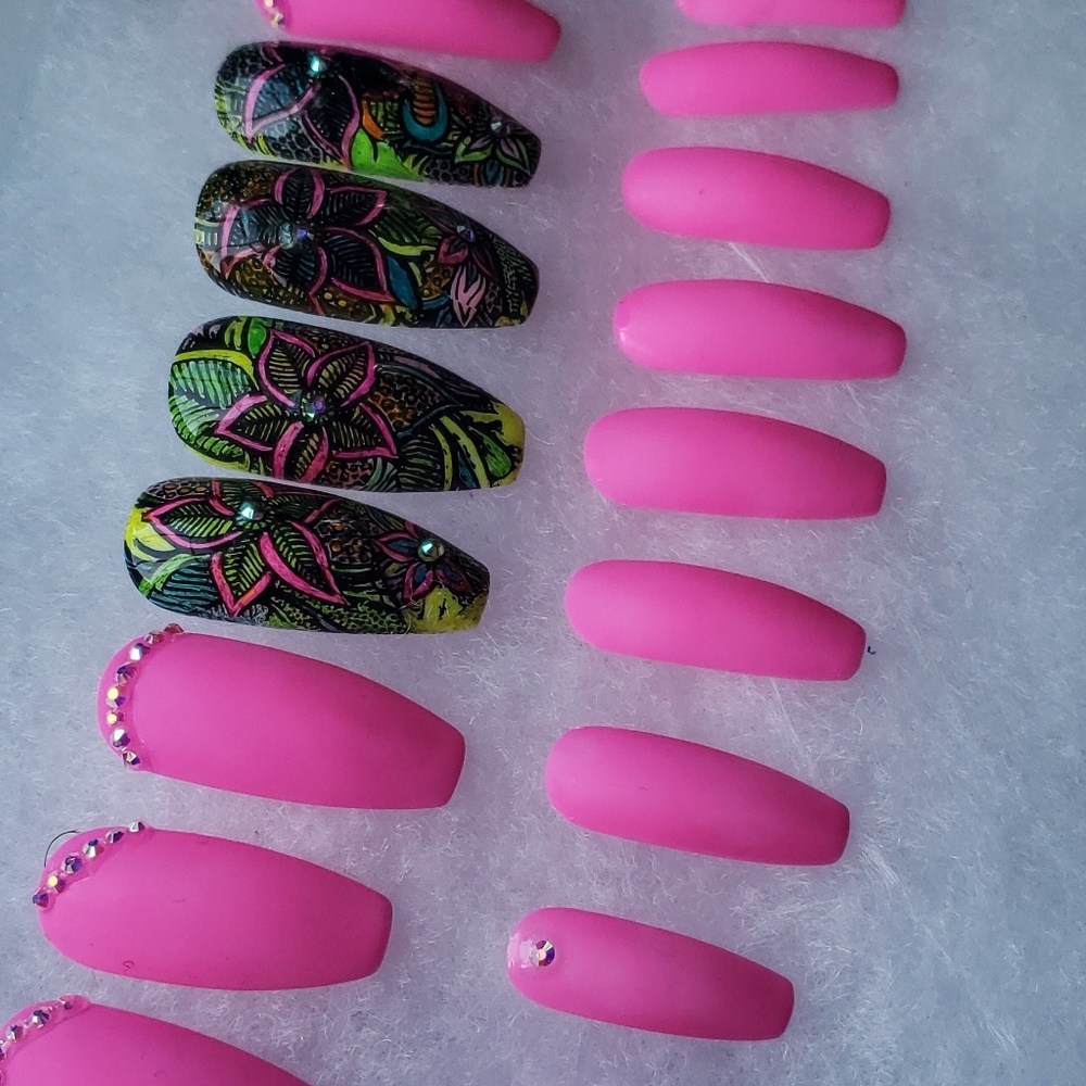 "FloraRita" Reusable Press On Nails